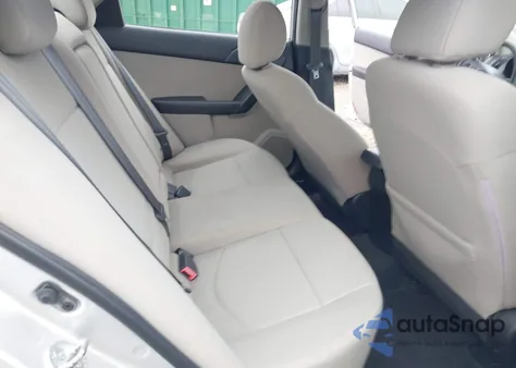 2010 Kia Forte Ex z USA, uszkodzony, nr VIN KNAFU4A23A5060491